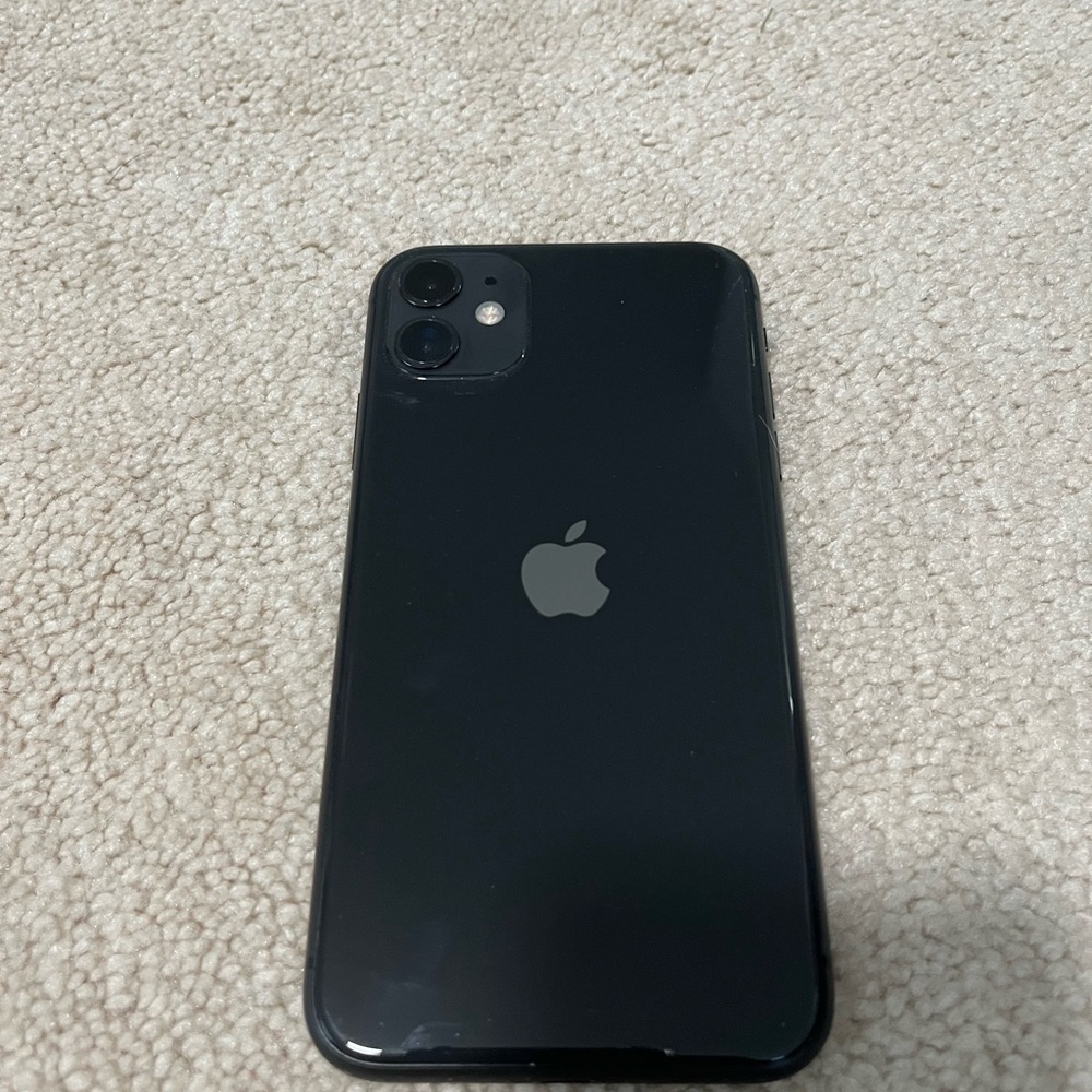 IPHONE 11